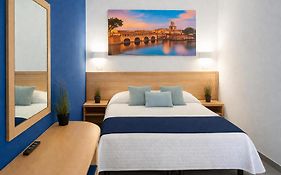 Hotel Aldebaran - Sea & Center